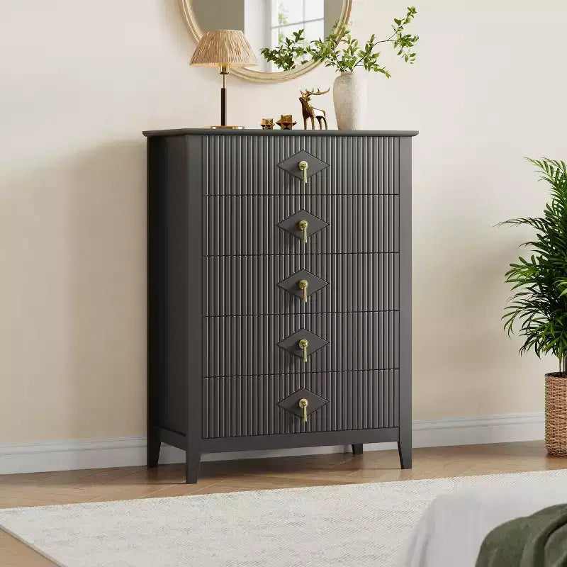 Commode Blanche Cannelée pour Chambre, Tour de Rangement Haute de 43 po avec 5 Tiroirs, Commode Moderne, Unité de Rangement pour Placard, Entrée